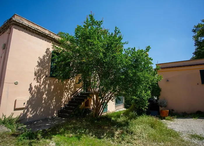 St.Peter Station Holiday Apartment